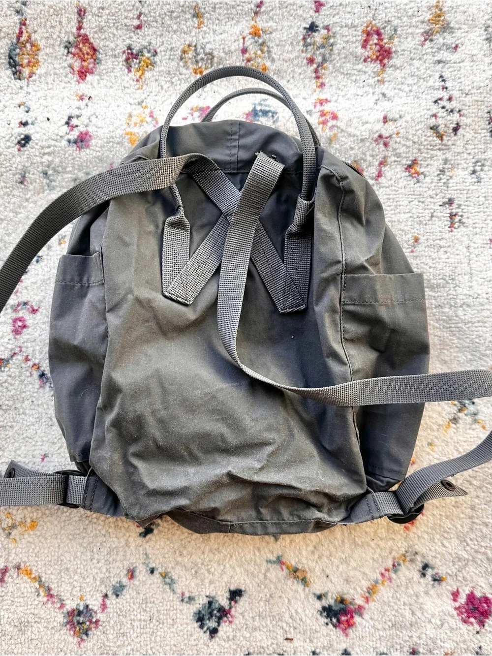 Mini Fjallraven Kånken Backpack - Gray with Red Logo